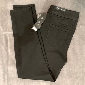 NWT Liverpool Ankle Skinny Jeans Black 10/30